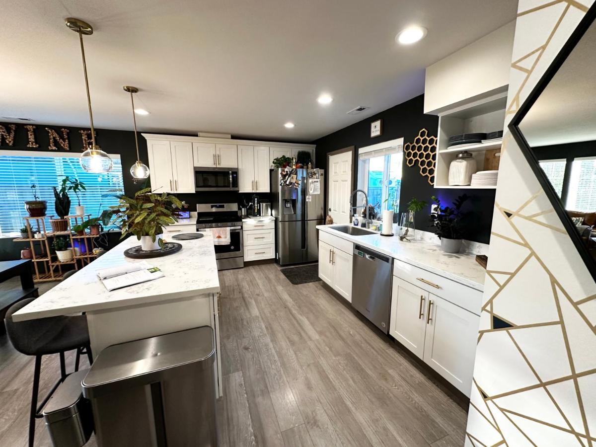 Central Tacoma Homestay With Breakfast Included -Private Room- Экстерьер фото