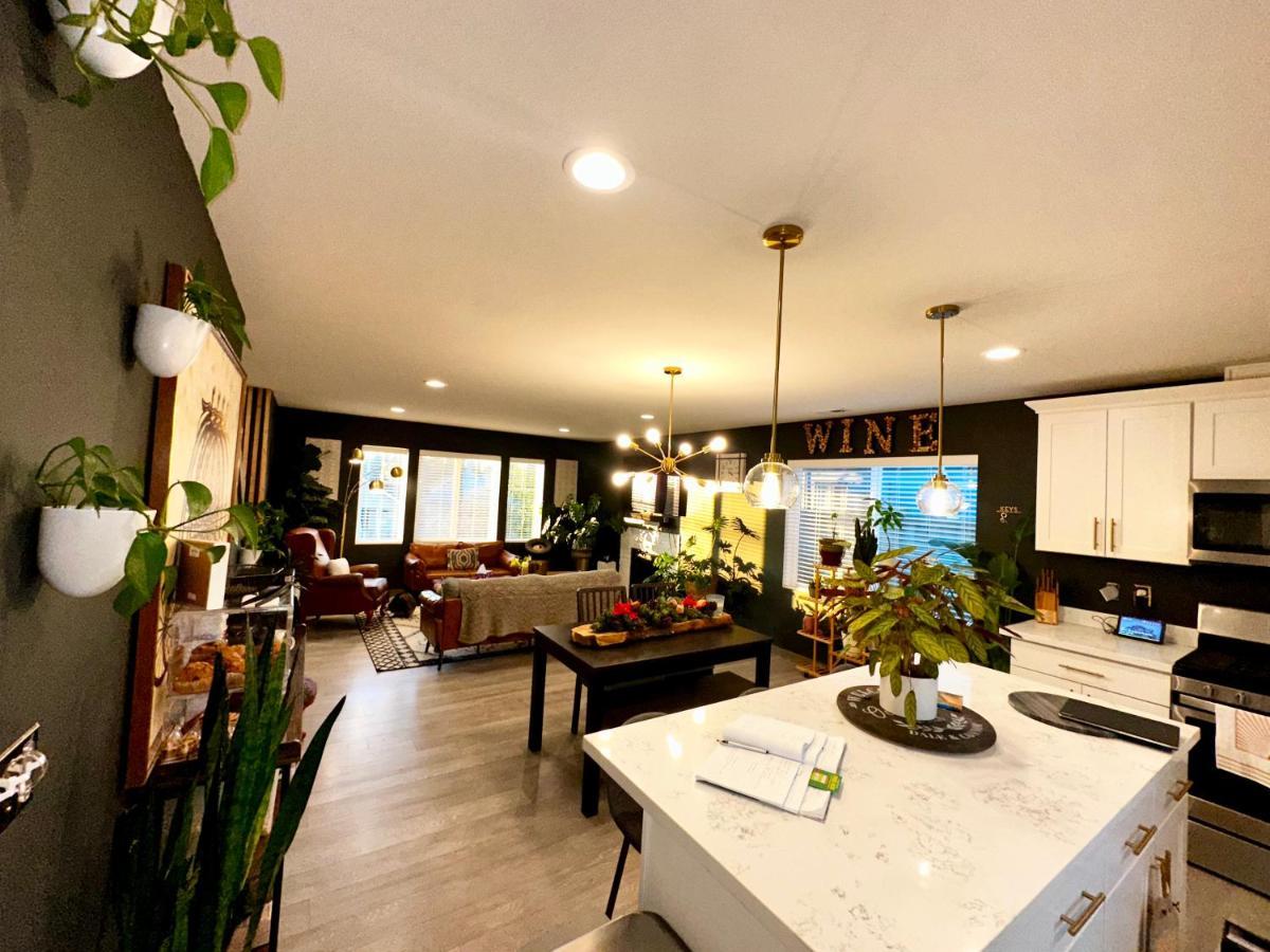 Central Tacoma Homestay With Breakfast Included -Private Room- Экстерьер фото