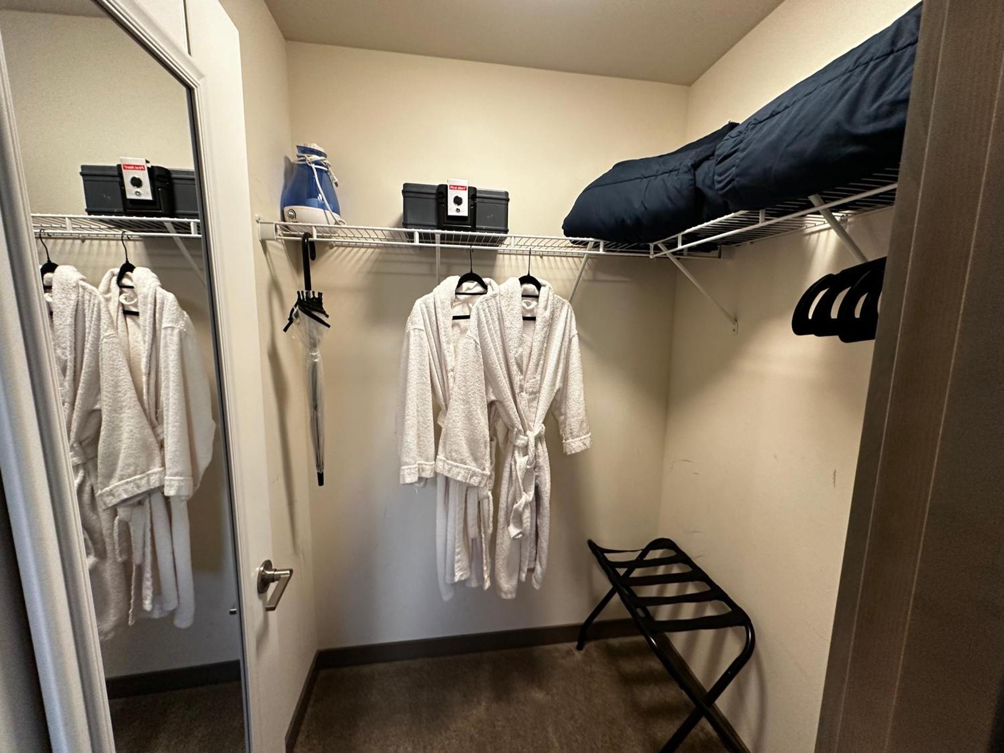 Central Tacoma Homestay With Breakfast Included -Private Room- Номер фото