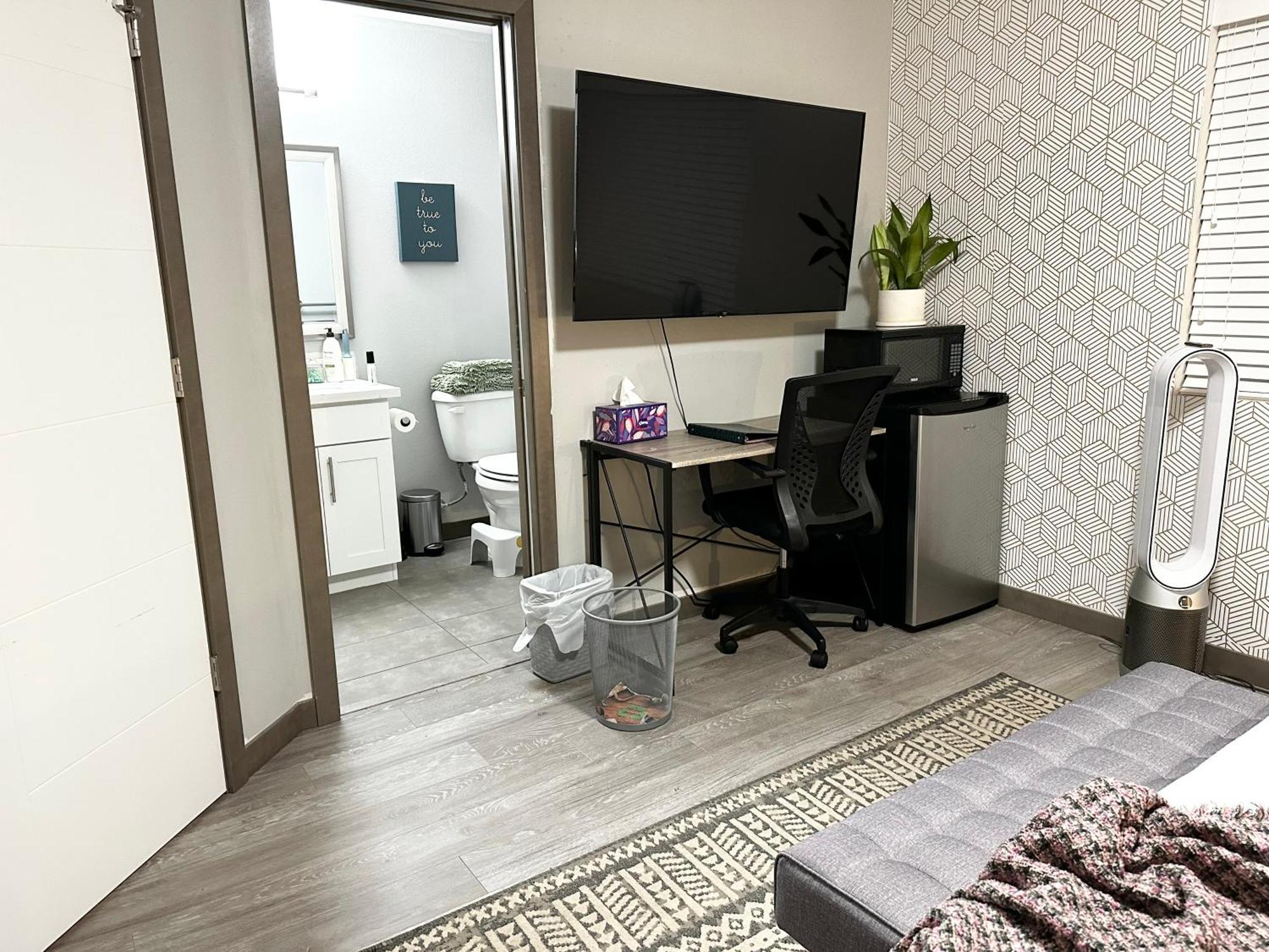 Central Tacoma Homestay With Breakfast Included -Private Room- Номер фото